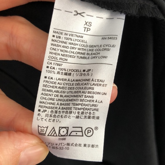 Banana Republic lightweight blazer - Picture 11 of 11